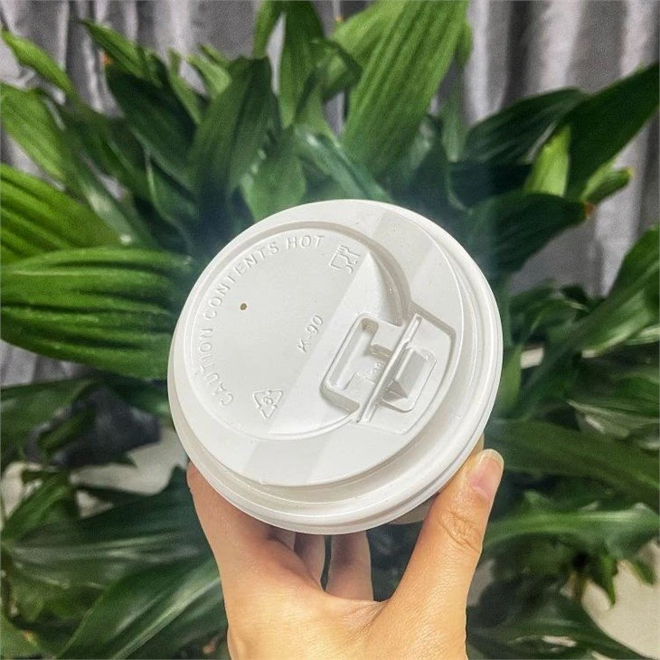 white 90mm PS coffee cup lid with sip-through opening